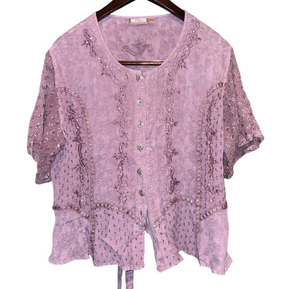 L’Pogee Vintage Mauve Lavender Button Embroidered Short Sleeve Blouse Whimsy - Picture 2 of 13